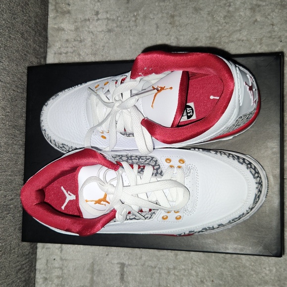 Air Jordan 3 Retro - Picture 3 of 6